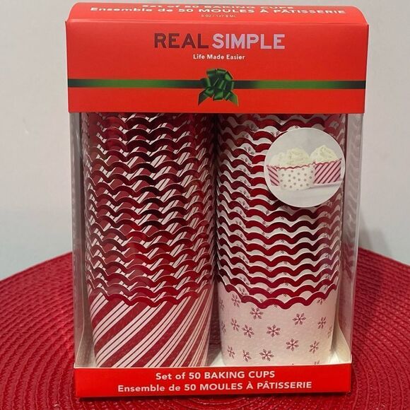 Real Simple Baking Cups Red and White 50 pieces NWT - Picture 2 of 5